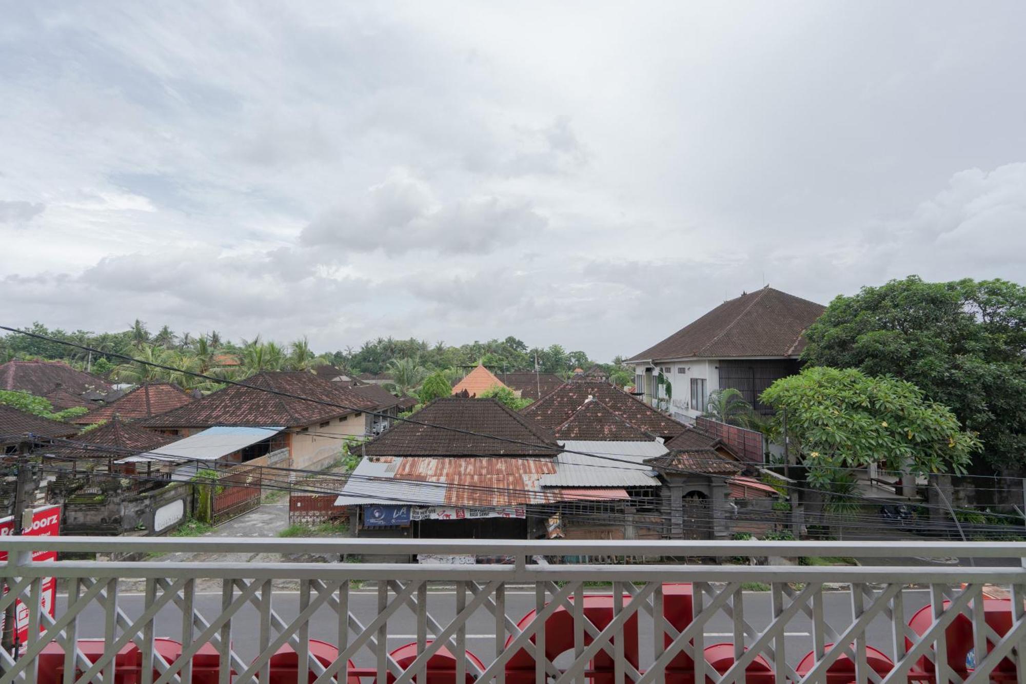 Reddoorz Near Ubud Village Sukawati  Exterior photo
